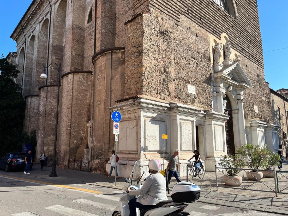 All'Ombra Del Carmine Padova Bagian luar foto